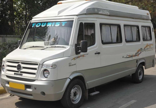 Tempo 7 Seater